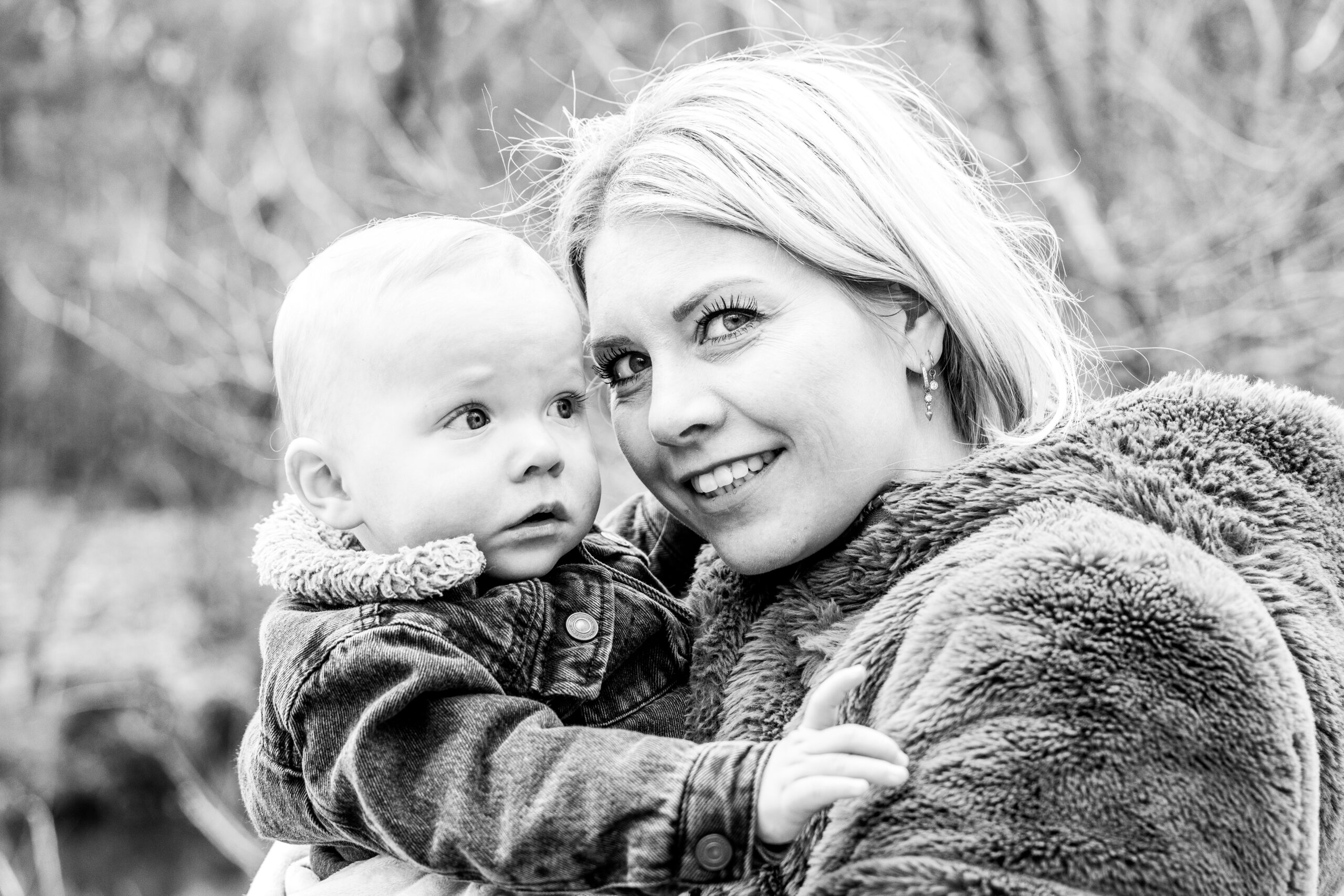 Familie fotoshoot-Kaatsheuvel-ijsbaan-Plinck Fotografie gezin liefde liefdevolle fotoshoot familie familiefotoshoot gezinsfotoshoot